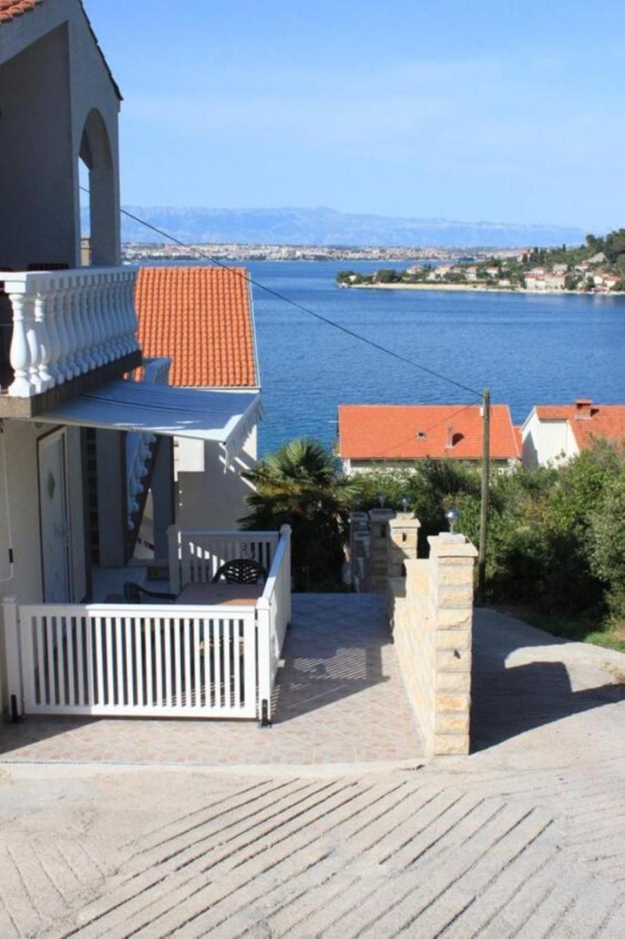 Apartments Nada - 100 M From Beach Kali Zewnętrze zdjęcie